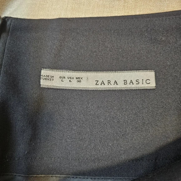 Zara Basic Pencil Skirt Women's Size Large Black Stretch Knee Length Classic - Picture 6 of 7